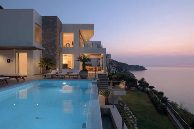 Iconic Sea Villa Luxus Ferienhaus Kreta Mieten Abendstimmung