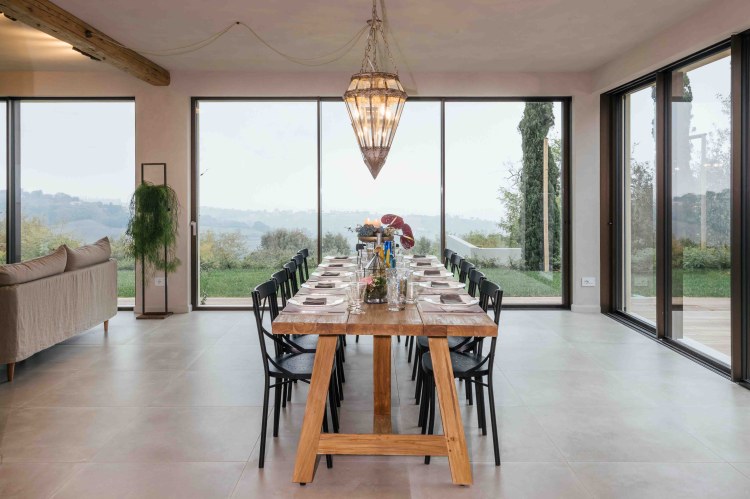 Informal Dining Room Open Plan - Villa Olivo