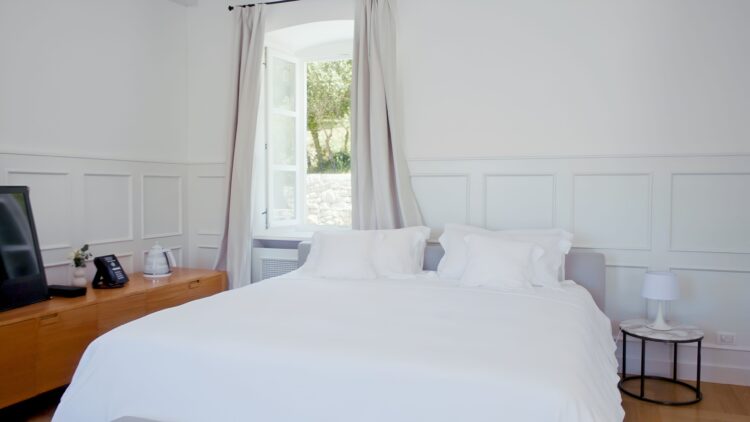 Island Estate Dubrovnik Luxus Ferienhaus Kroatien Mieten Villa Ostro Bett