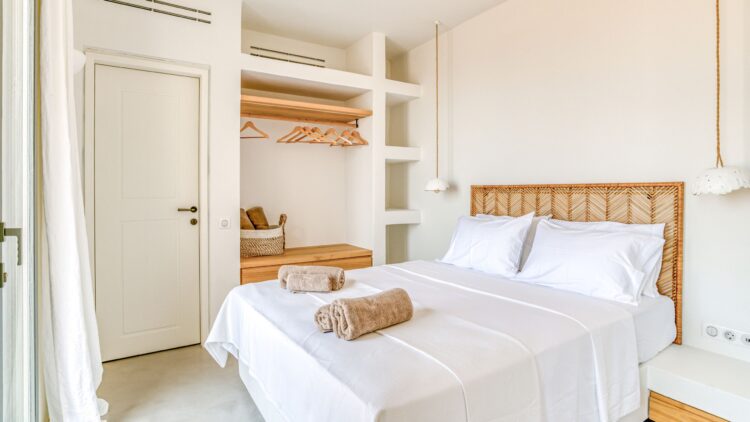 Kalos Retreat Luxus Ferienvilla Paros Mit Meerblick Mieten Doppelbett