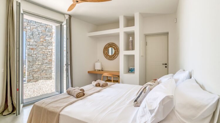 Kalos Retreat Luxus Ferienvilla Paros Mit Meerblick Mieten Schkafzimmer
