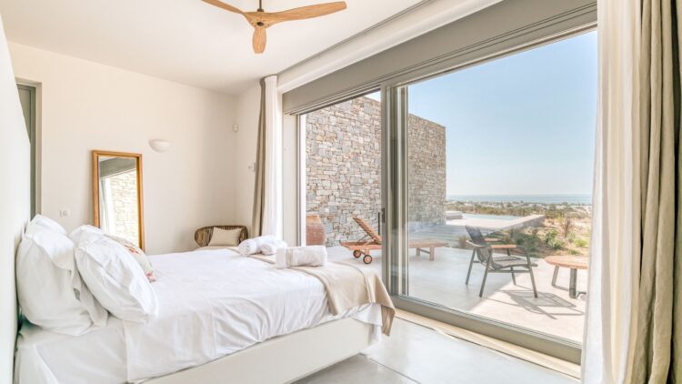 Kalos Retreat Luxus Ferienvilla Paros Mit Meerblick Mieten Schlafzimmer