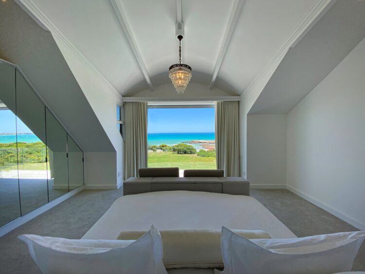 Kammabaai Beach Villa Luxus Ferienhaus Hermanus Mieten Bett