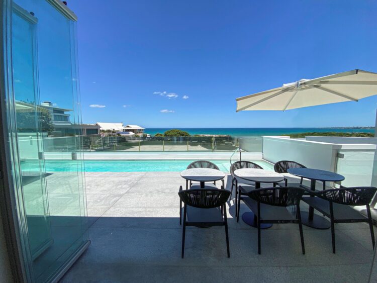 Kammabaai Beach Villa Luxus Ferienhaus Hermanus Mieten Terrasse