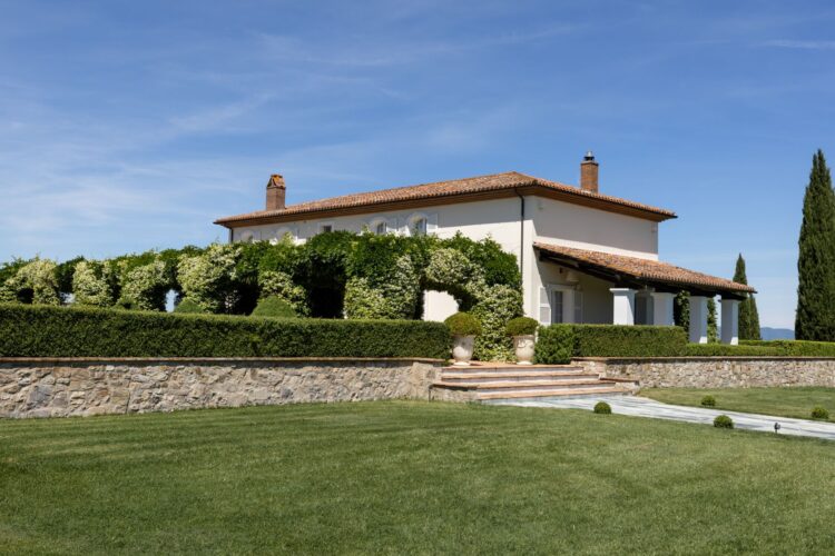 Casa Ginevra Luxus Ferienhaus Umbrien Italien Mieten Ausblick