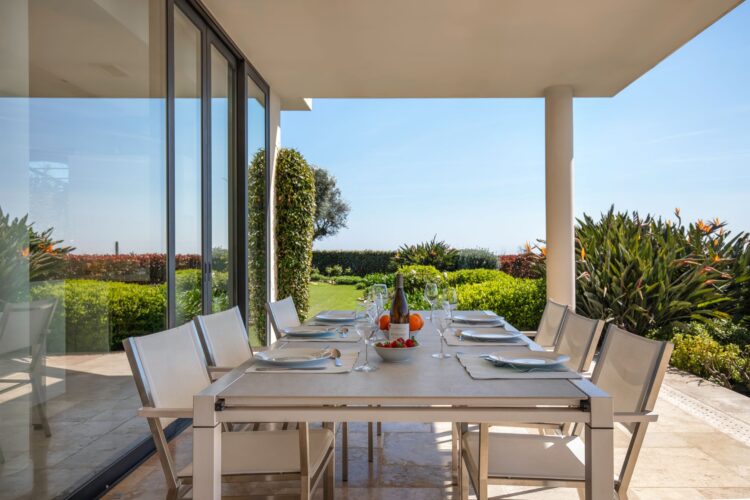 La Colline Blanche Luxus Ferienhaus Cote D Azur Mieten Alfresco