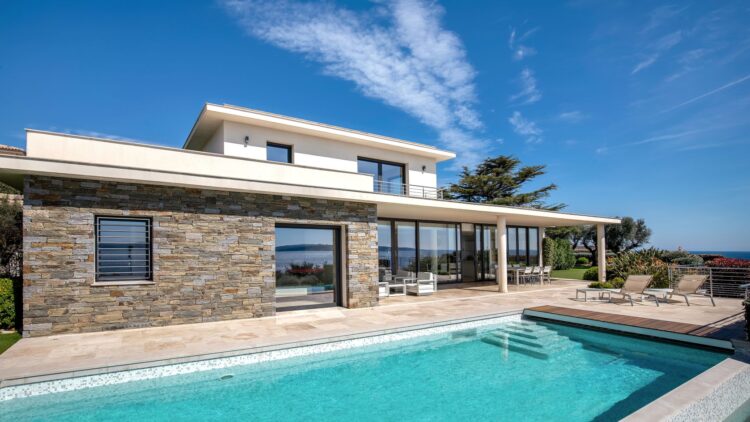 La Colline Blanche Luxus Ferienhaus Cote D Azur Mieten Pool