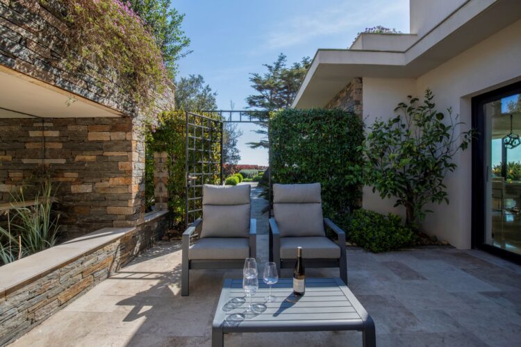 La Colline Blanche Luxus Ferienhaus Cote D Azur Mieten Relax