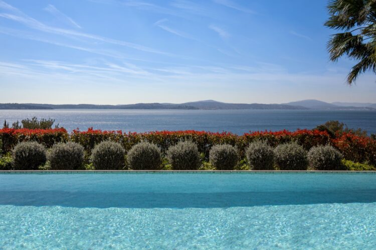 La Colline Blanche Luxus Ferienhaus Cote D Azur Mieten View