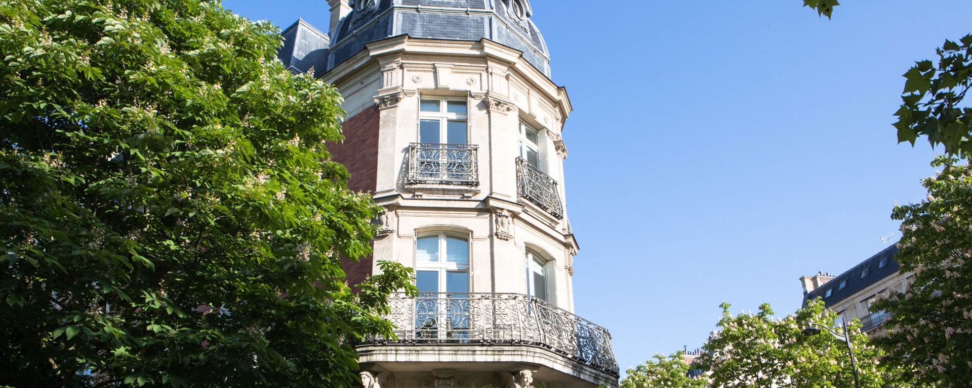 La Réserve Paris Apartments