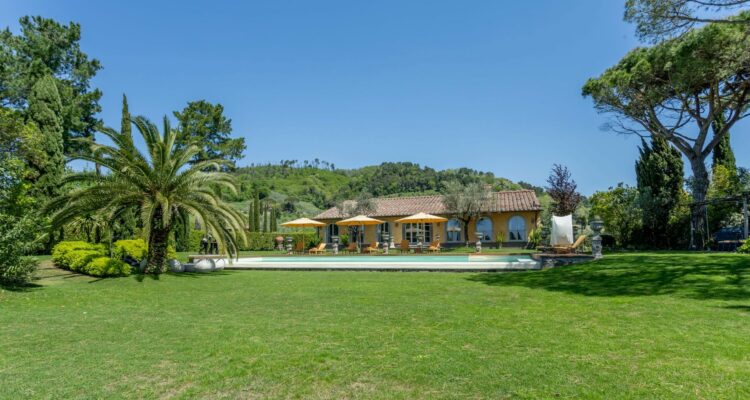 La Scuderia Luxus Ferienhaus Toskana Italien Mieten Außenansicht