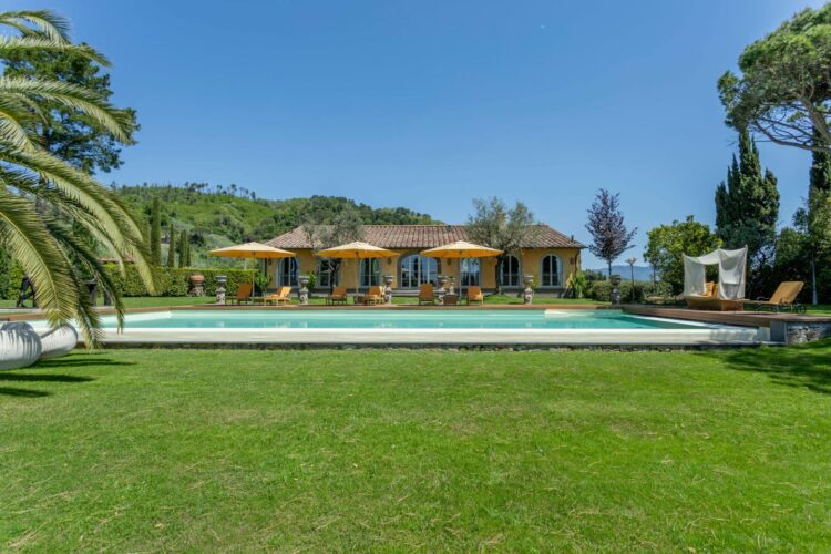 La Scuderia Luxus Ferienhaus Toskana Italien Mieten Pool Von Vorne