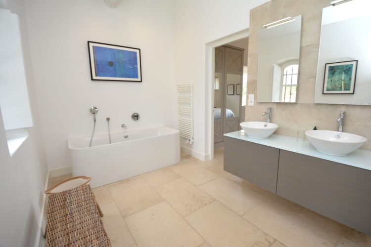 Le Beaux Jardin Luxus Ferienhaus Provence Mieten Badewanne