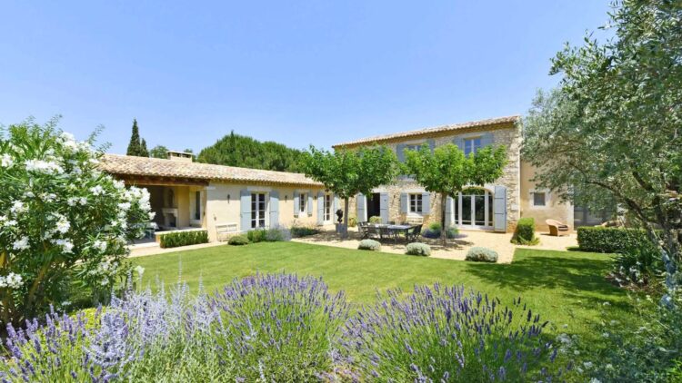 Le Beaux Jardin Luxus Ferienvilla Provence Mieten Rasen