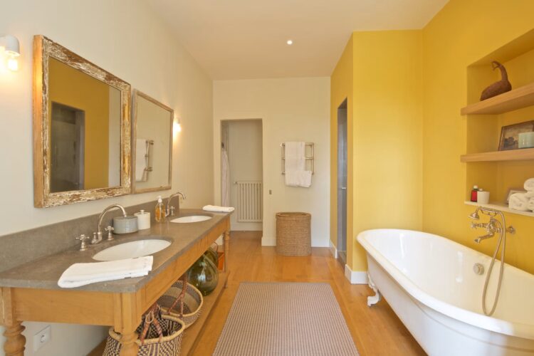 Le Genereuse Luxus Ferienhaus Provence Mieten Badewanne