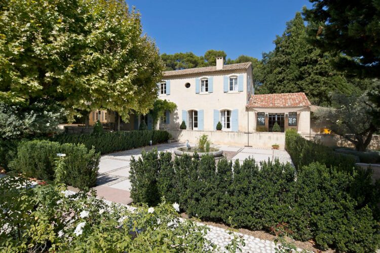 Le Genereuse Luxus Ferienhaus Provence Mieten Brunnen