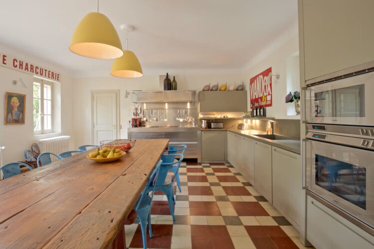 Le Genereuse Luxus Ferienhaus Provence Mieten Küche