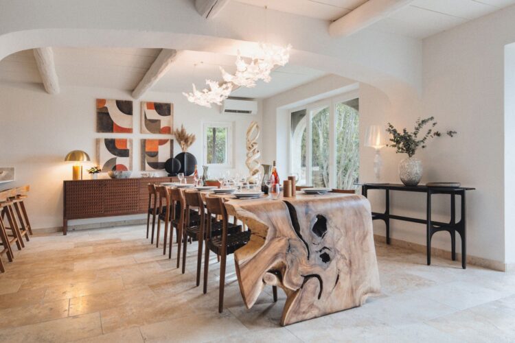 Le Mas Maussane Luxus Ferienhaus Provence Mieten Esszimmer