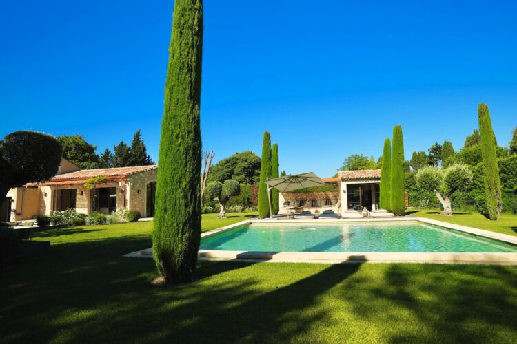 Le Mas Mouton Luxus Ferienhaus Provence Mieten Garten