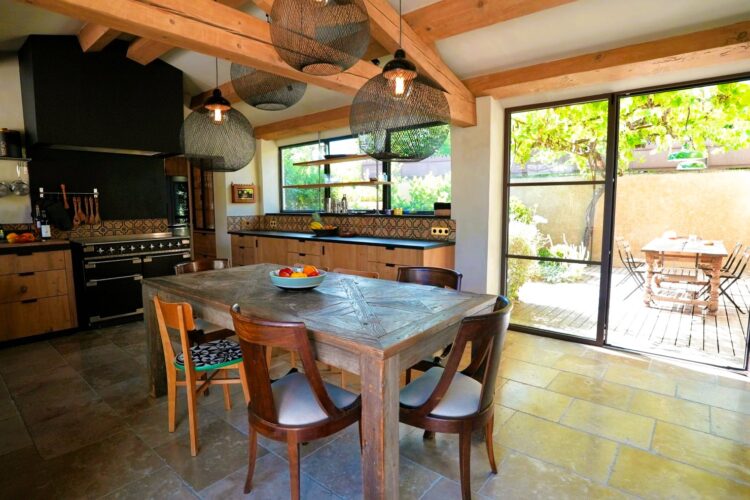 Le Mas Mouton Luxus Ferienhaus Provence Mieten Küche