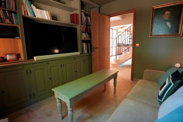 Le Mas Mouton Luxus Ferienhaus Provence Mieten Tv Room