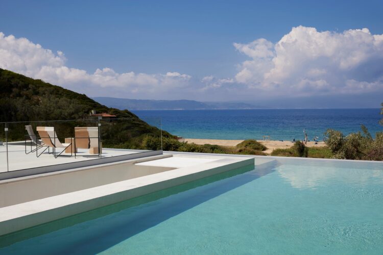 Ligaries Beach Villa Luxus Ferienhaus Skiathos Griechenland Mieten Strandnähe