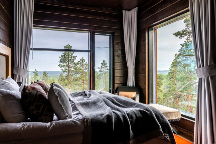 Luonto Lodge Luxus Ferienhaus Lappland Mieten Bett Sommer