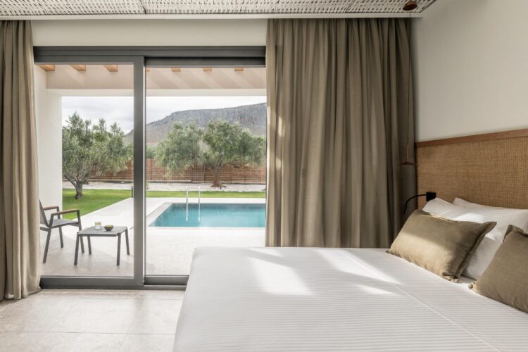Lush Life Villa Luxus Ferienhaus Kreta Mieten Bett