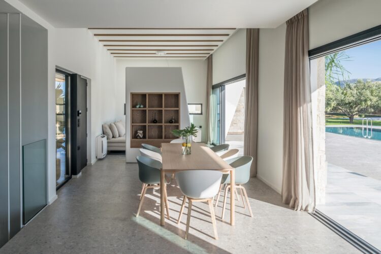 Lush Life Villa Luxus Ferienhaus Kreta Mieten Esstisch