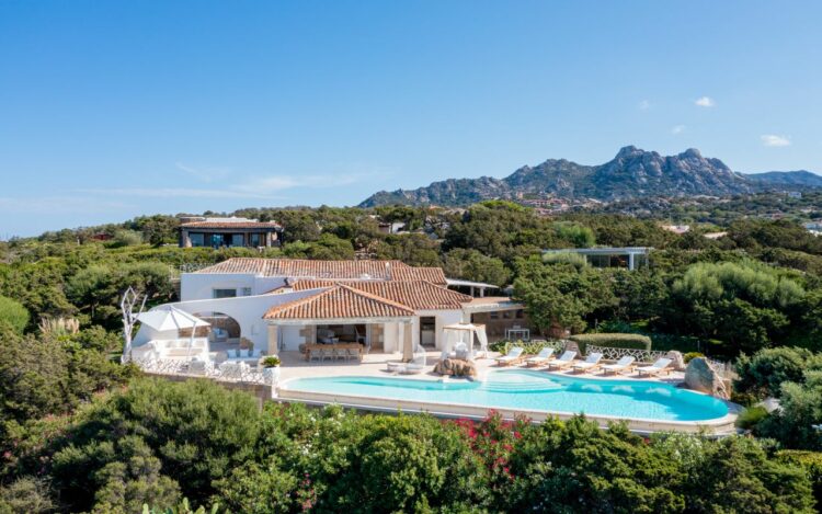 Luxus Ferienhaus Costa Smeralda Sardinien 14 Personen