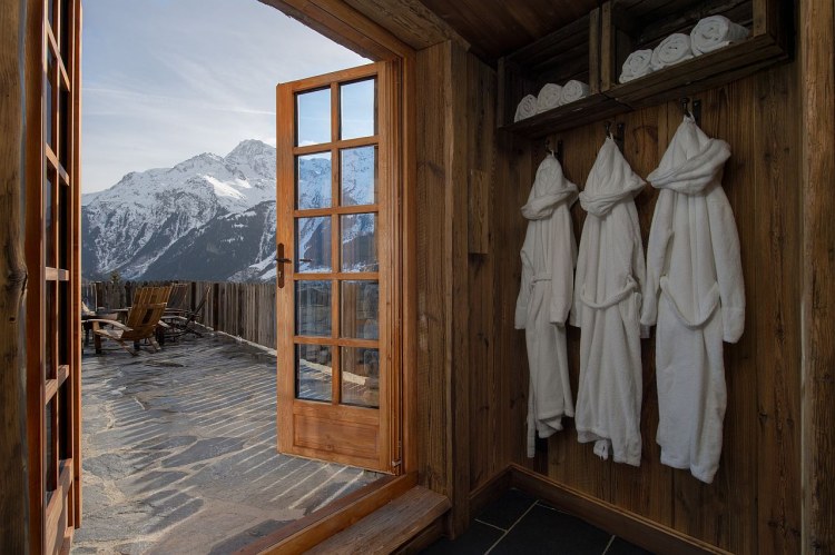 Luxus Ferienhaus im Schnee Frankreich - Chalet Pelerin