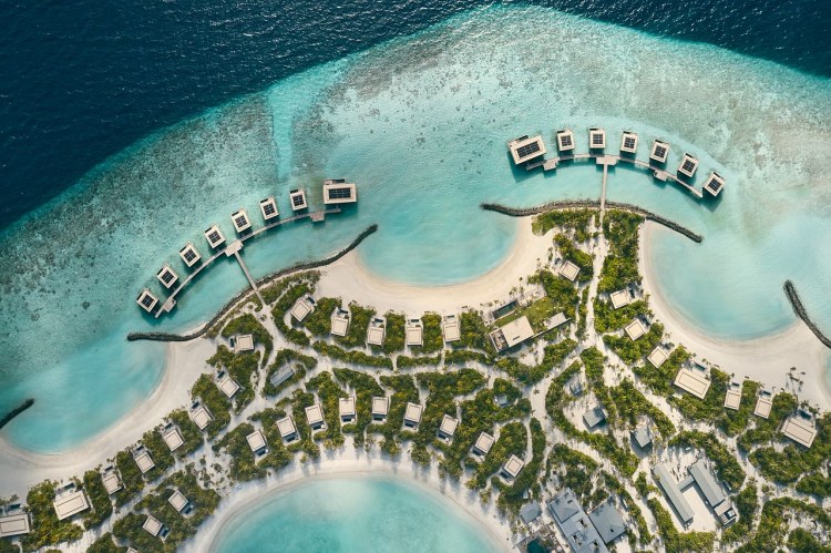 Luxus Hoteleroeffnung Malediven 1