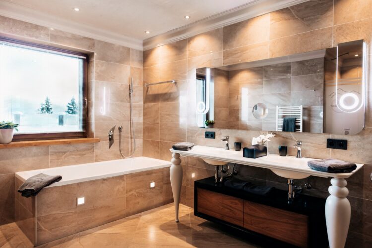 Luxus Wellnesschalet Seefeld Ski Chalet Österreich Mieten Badewanne