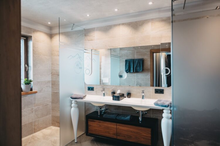 Luxus Wellnesschalet Seefeld Ski Chalet Österreich Mieten Dusche