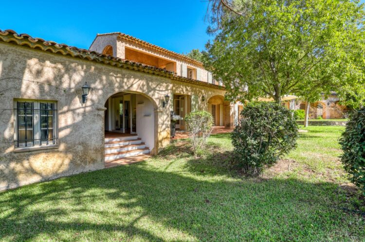 Maison De Campagne Luxus Ferienhaus Cote D Azur Mieten Rasen