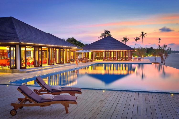 Malediven Atmosphere Kanifushi The Sunset Exterior View With Pool Deck