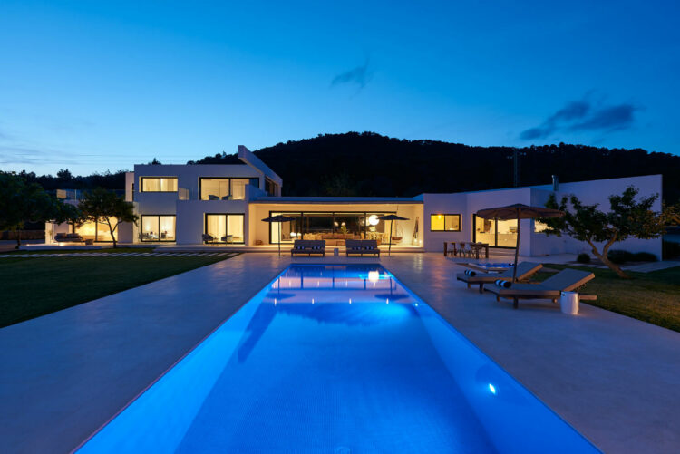 Moderne Villa Für 16 Personen Auf Ibiza