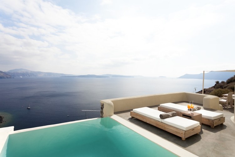 Mystique A Luxury Collection Hotel Santorini 20