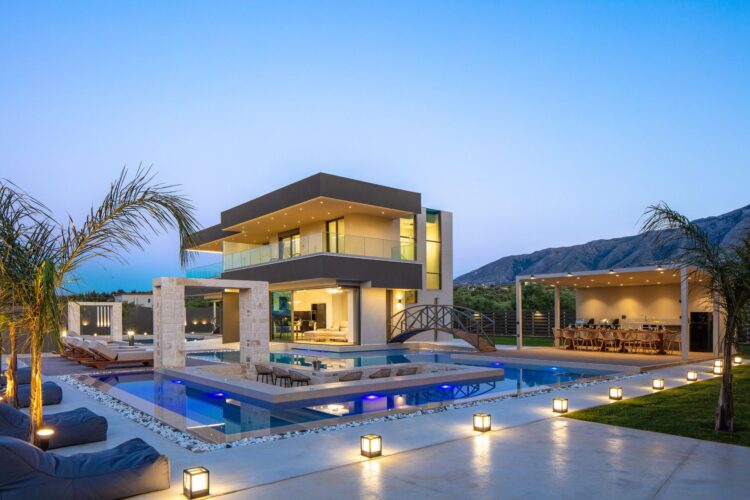 Nature Retreat Luxus Ferienvilla Kreta Mit Pool Mieten Abends