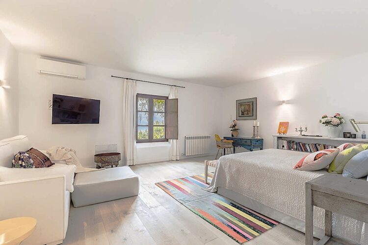 Ocean Breeze Luxus Ferienvilla Mallorca Mieten Schlafen