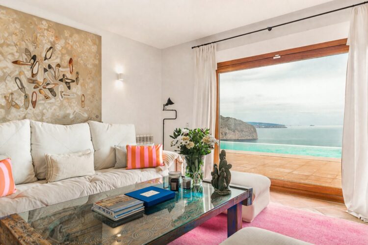 Ocean Breeze Luxus Ferienvilla Mallorca Mieten Wohnen