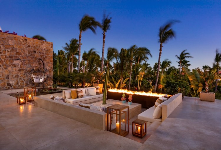 One Only Palmilla Mexiko Fireplace