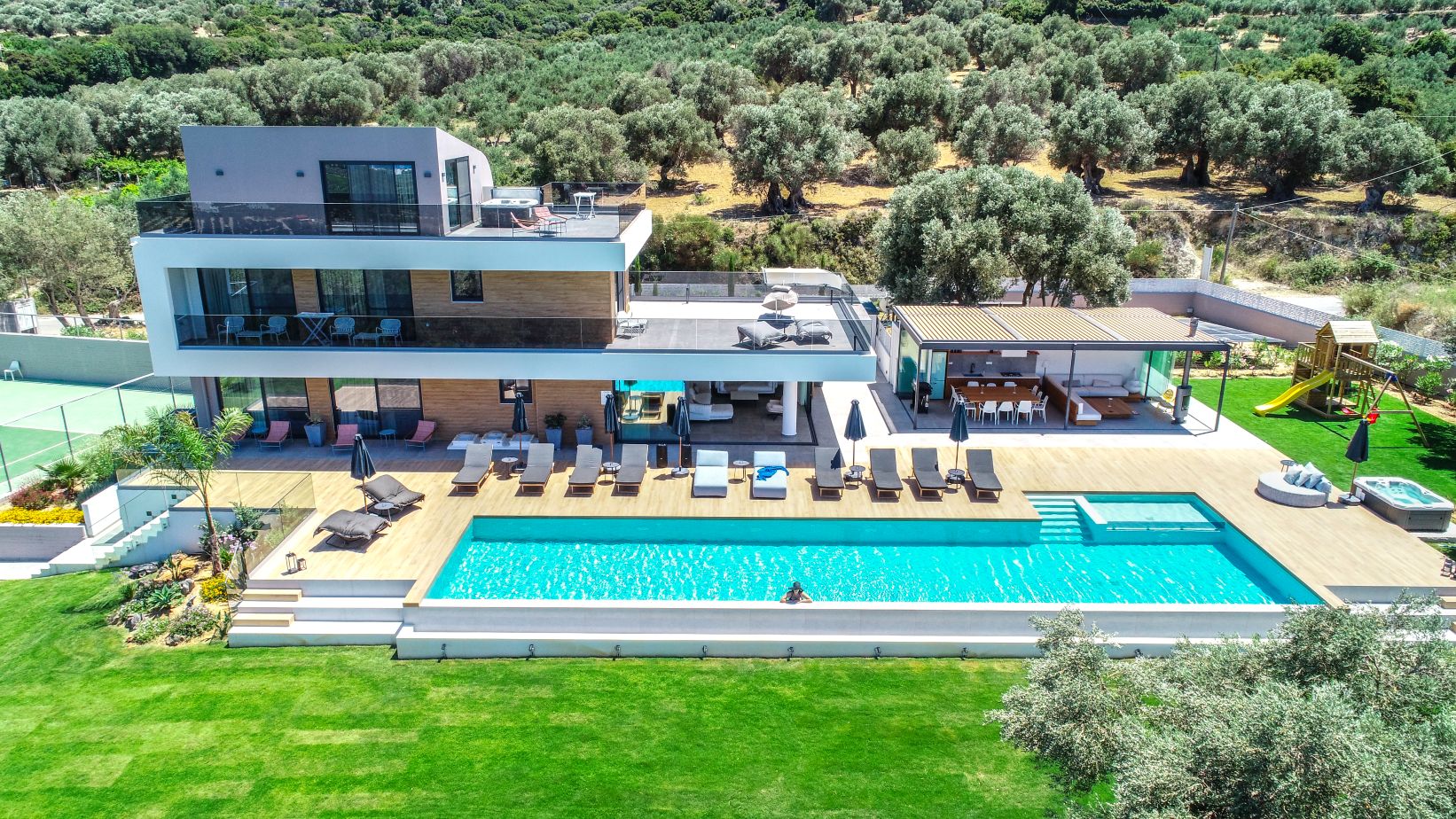 Opulence Villa Luxus Ferienhaus Kreta Mieten Außenansicht