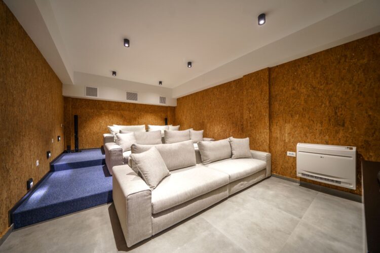 Opulence Villa Luxus Ferienhaus Kreta Mieten Kino
