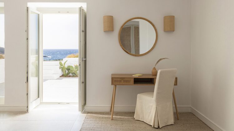 Parasporos View Villa Luxus Ferienhaus Paros Griechenland Mieten Kosmetik