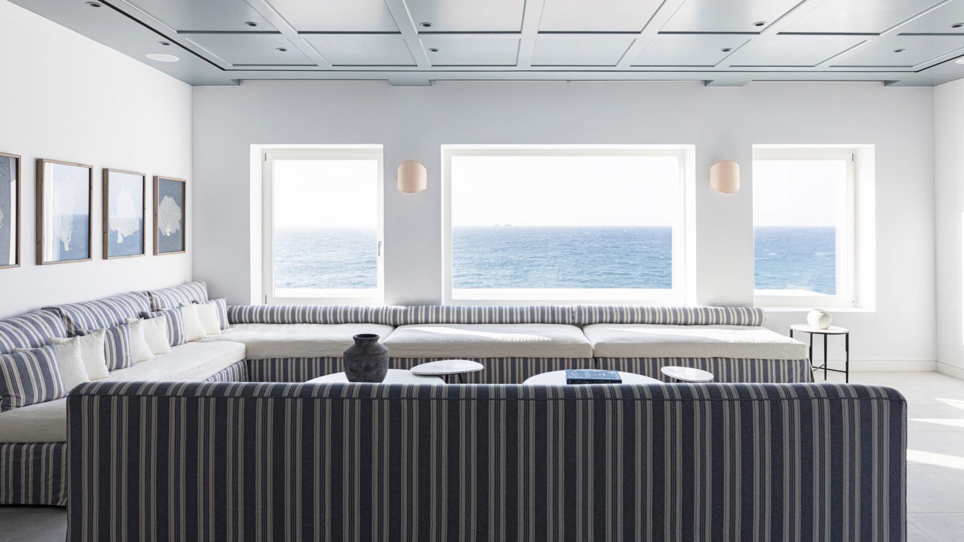 Parasporos View Villa Luxus Ferienhaus Paros Griechenland Mieten Wohnzimmer