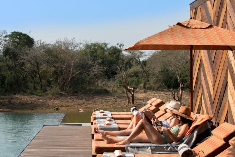 Phinda Homestead Luxus Safari Villa Südafrika Liegen