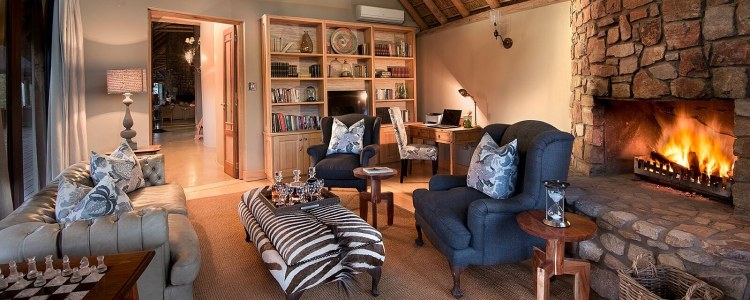 South Africa Kwandwe Private Game Reserve Great Fish River Lodge Kwandwe Great Fish River Lodge Cosy Sitting Room 1