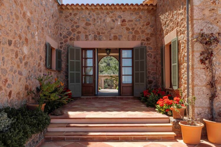 Sa Terra Rotja Luxus Finca Mallorca Mieten Eingang