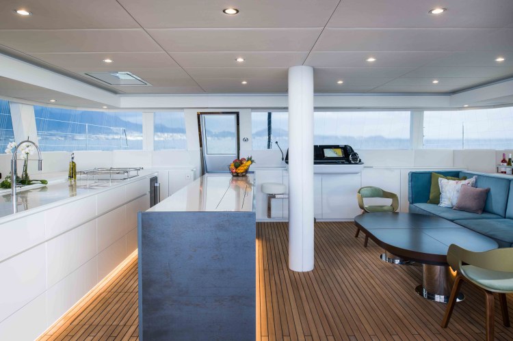Luxuriöse Yacht chartern